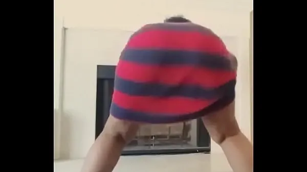 XXX big ass clapping 18 nových videí