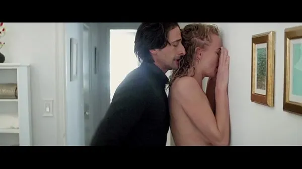 XXX Yvonne Strahovski – Manhattan Night Video mới