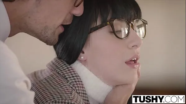 XXX TUSHY Disciplina anale con il mio Tutornuovi video