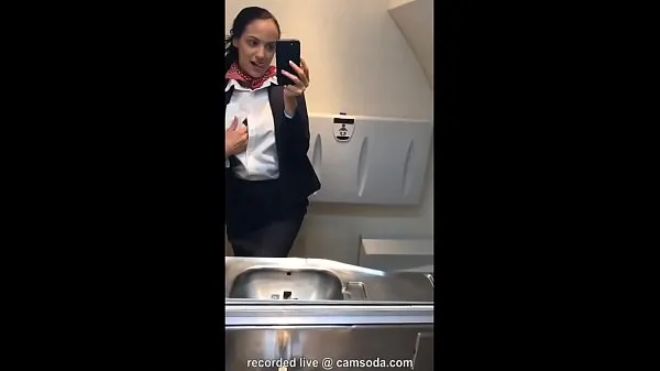 XXX latina stewardess joins the masturbation mile high club in the lavatory and cums Video baru