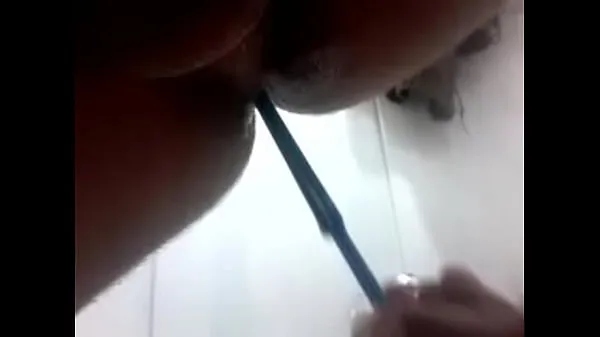 XXX I asked and the new straight guy stuck the brush in his ass νέα βίντεο