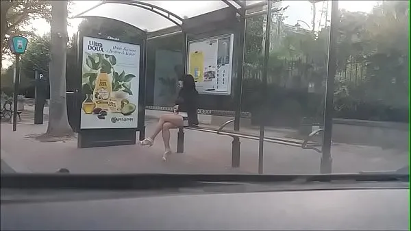 XXX bitch at a bus stop nieuwe video's