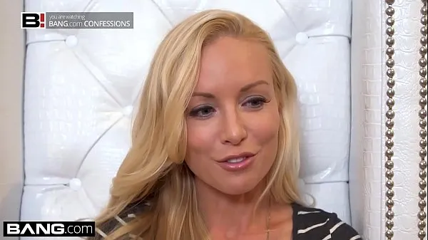 XXX BANG Confessions: Une lap dance sexy de Kayden Kross mène à une baise dans le cul nouvelles vidéos