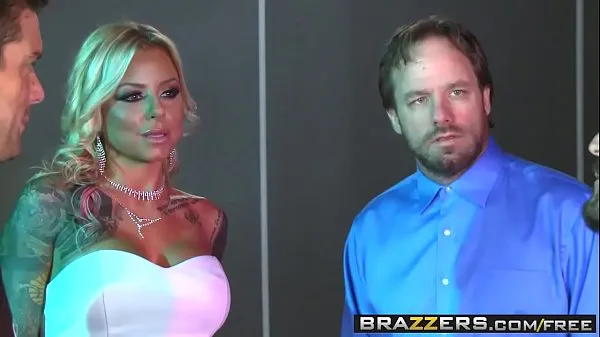 XXX Brazzers - histórias reais de esposas - (Britney Shannon, Ramon Tommy, Gunn novos vídeos