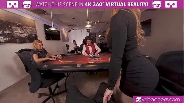 XXX VR Bangers Busty babe is fucking hard in this agent VR porn parody nye videoer