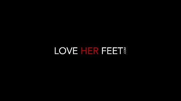 XXX LoveHerFeet-最もホットなフットファックセッションのライリーリード 件の新しい動画