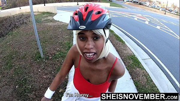 XXX 4k UHD Ebony Big Ass Riding My Bike & Gros seins Nudité en public Msnovember nouvelles vidéos