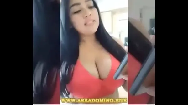 XXX She have big boobs nových videí