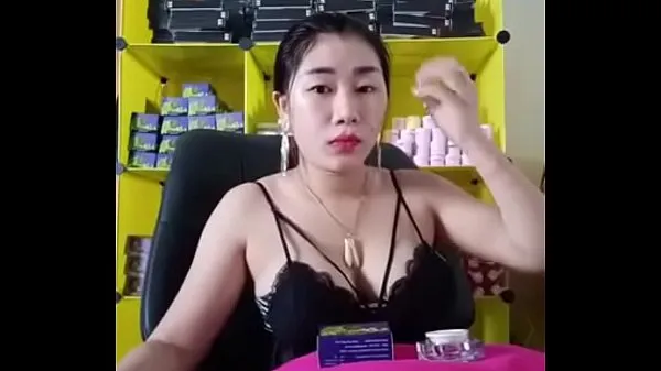 XXX ស្រីតា Live លក់ឡេបញ្ចេញដោះអោយមើលហ្រ្វីៗ yeni Video