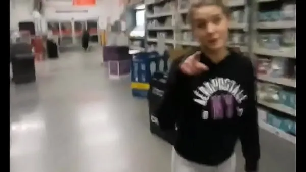 XXX Fremde Mädchen saugt meinen Schwanz in Walmart neue Videos