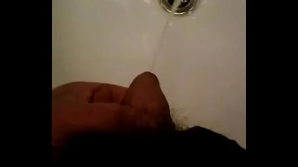 XXX Sink as a urinal II مقاطع فيديو جديدة