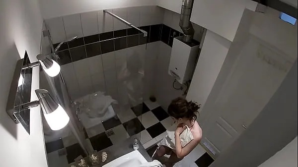 XXX HIDDEN CAM - Espionner ma belle soeur sous la douche nouvelles vidéos