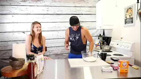 XXX Cooking biscuits and gravy pornstar interview Video baru