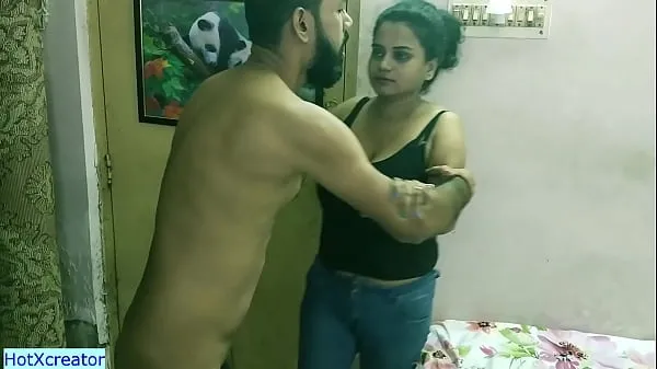 XXX La esposa desi atrapó a su esposo infiel con la tía Milf! ¿qué sigue? Película azul erótica india vídeos nuevos