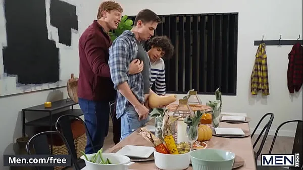 XXX La reunión de Friendsgiving con Nate Grimes y sus amigos termina en una fiesta gay salvaje y cruda - Hombres vídeos nuevos