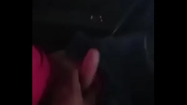 XXX Ho preso un Uber, ho iniziato a parlargli, gli ho parlato del mio twitter, ho notato che aveva un cazzo duro, poi l'hai visto, vero, sono caduto sul suo cazzo, l'ho fatto eccitare - COMPLETO SU ROSSOnuovi video