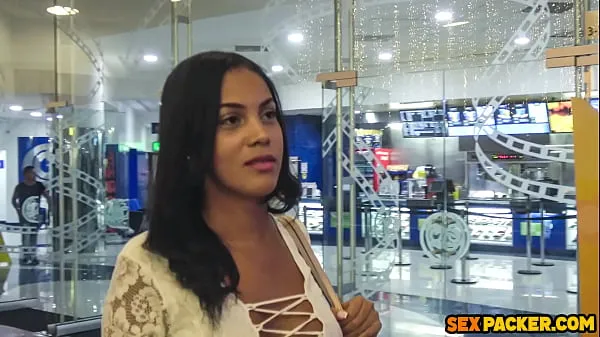 XXX Venezuelan shop owner gets pussy wrecked by hung european tourist new Videos