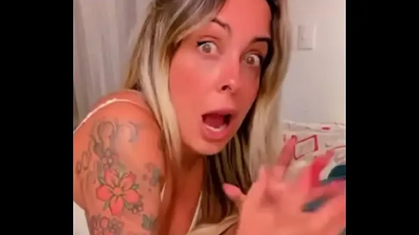 XXX That's why women don't lick their partner's asshole. Come see me getting ready —— Onlyf4ns Joyce Gumiero novih videoposnetkov