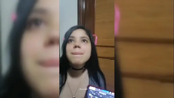 XXX Interrompe Seu Namorado Não O Deixa Jogar. Video caseiro novos vídeos