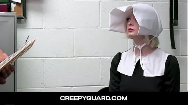 XXX CreepyGuard-Annie Archer is not your typical thief, and as it turns out, she doesn’t even realize she’s stealing anything from the store مقاطع فيديو جديدة