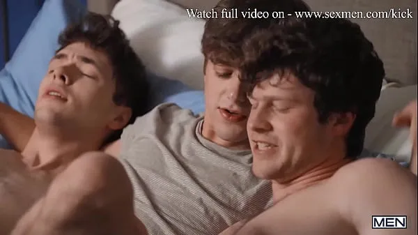 XXX Sheets & Cheats/ MEN / Joey Mills, Finn Harding, Troye Dean / - Follow and watch Joey Mills at nových videí