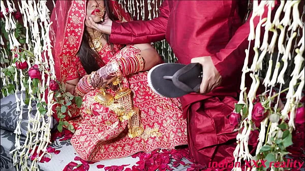 XXX Indian marriage honeymoon XXX in hindi new Videos