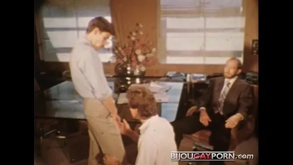 XXX Office Threeway from Vintage Gay Porn CRUISIN Video baru